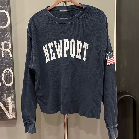 Brandy Melville Newport waffle sweatshirt flag patch navy blue - Picture 2 of 8